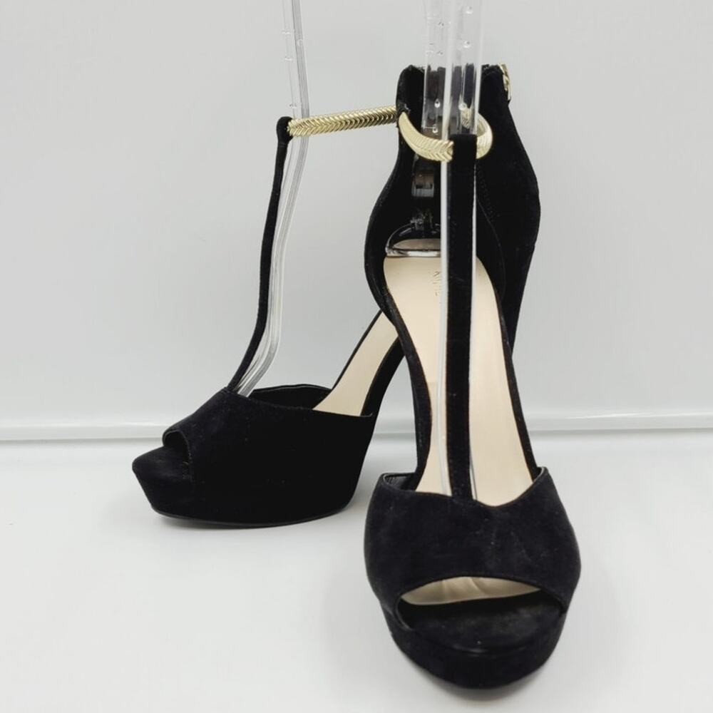 Nine West Chunky Heel Ankle Strap, Peep Toe, Black Faux Suede Women Size 10M